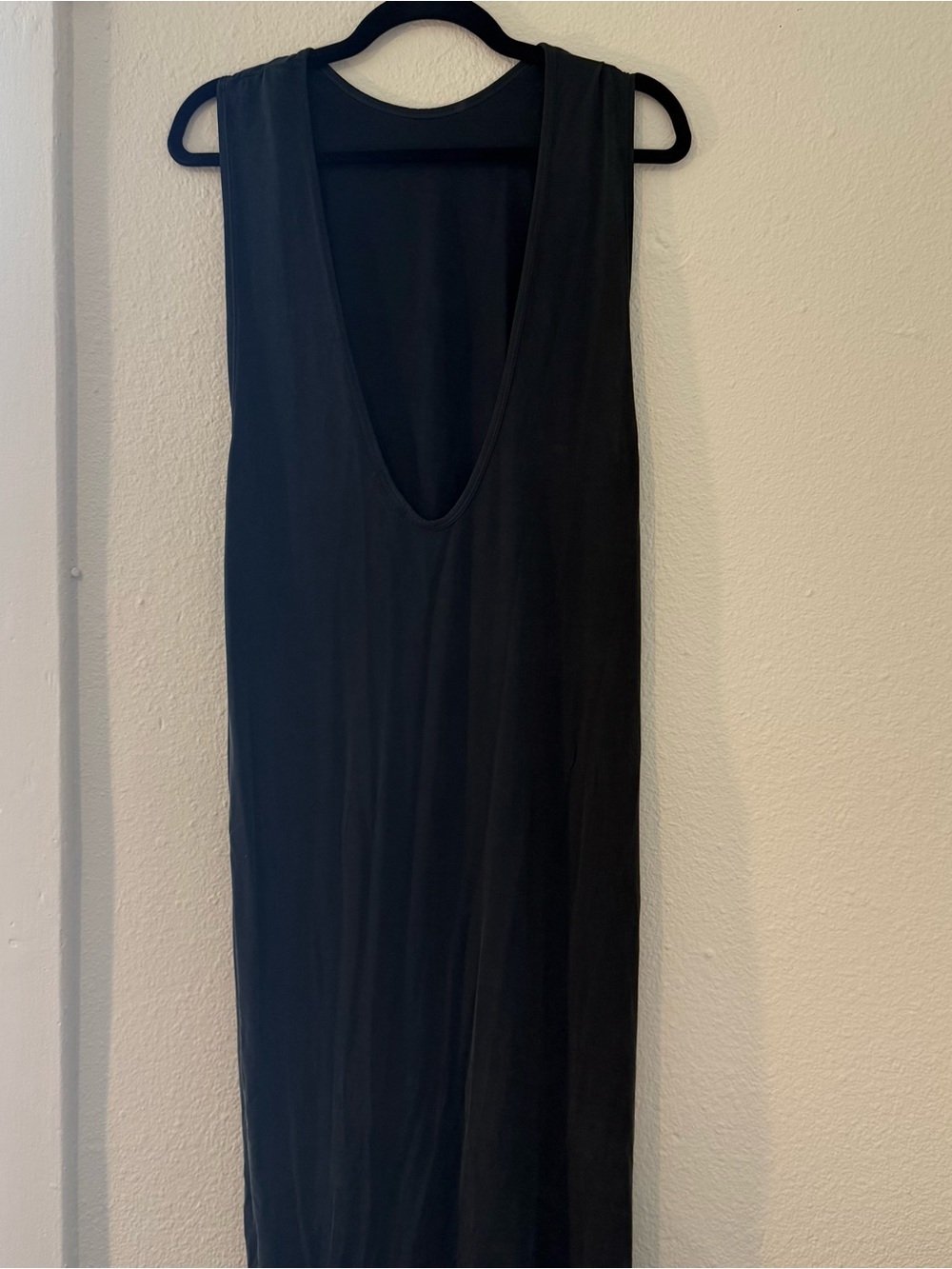 Sleeveless Deep V Black Maxi Dress